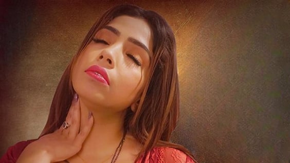 Devika E04 Hindi Hot Web Series Hunters