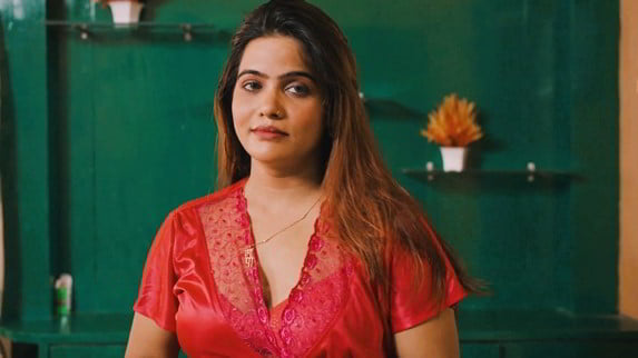 Pyaari Budhon Main Fass Gyi EP1 Hindi Hot Web Series WoowChannel