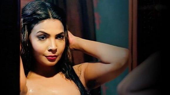 Gaon Ki Garmi S04 EP2 Hindi Hot Web Series ULLU