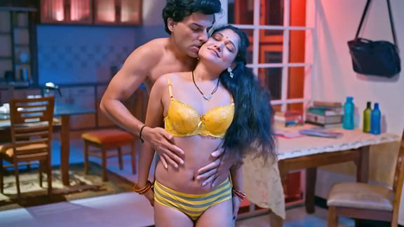 Putla EP4 Hindi Hot Web Series PrimePlay