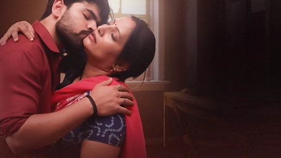 Adla Badli 2 EP1 Hindi Hot Web Series Besharams