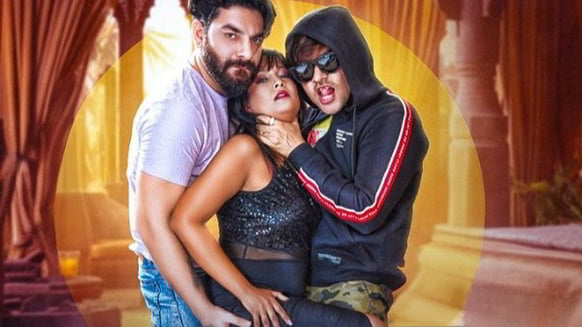 Chaar Yaar 2024 Hindi Hot Web Series MoodX