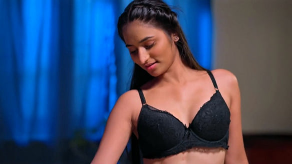 Thand Ka Maza EP6 Hindi Hot Web Series BigShots