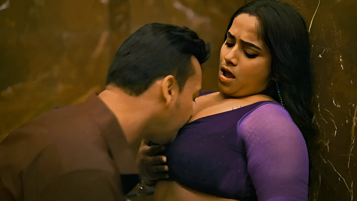 Corporate P01 EP2 Hindi Hot Web Series ULLU