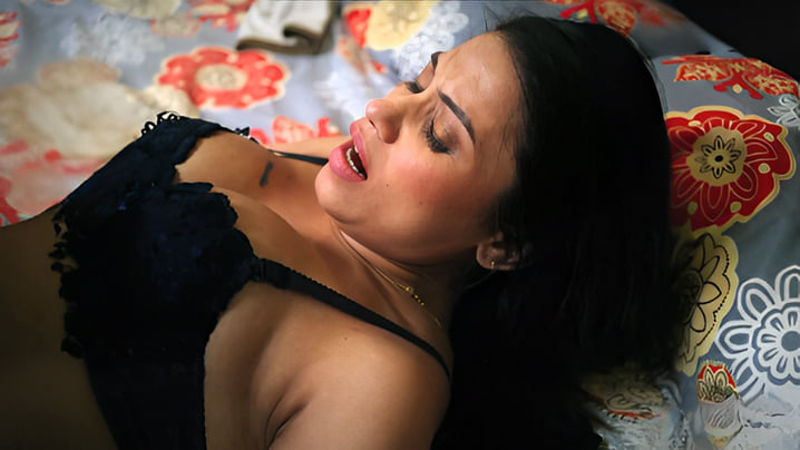 Aakarshan EP6 Hindi Hot Web Series HitPrime