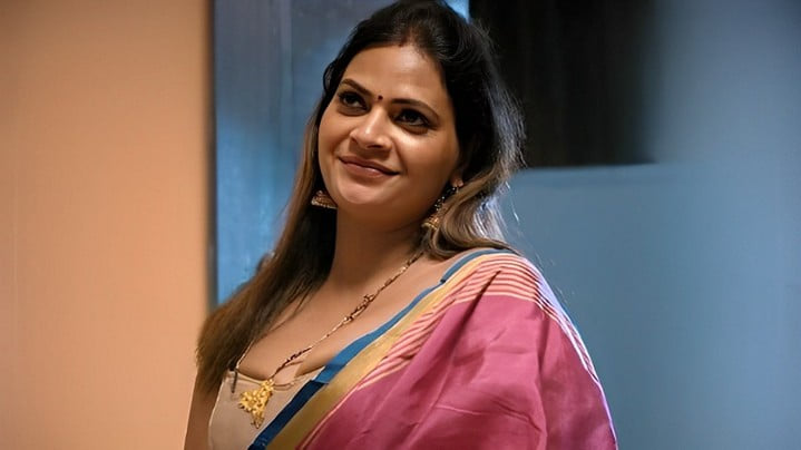 Choli Ke Peeche Kya Hai P01 EP1 Hindi Hot Web Series ULLU