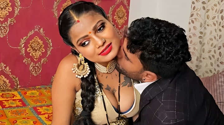 Bhojpuri Bhabhi Hindi Hot Short Film ShowHit