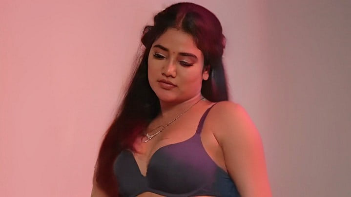 Bai No.1 EP1 Hindi Hot Web Series ChillX