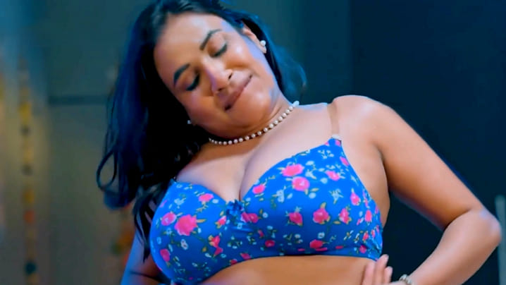Gharwali EP6 Hot Hindi Web Series Hulchul