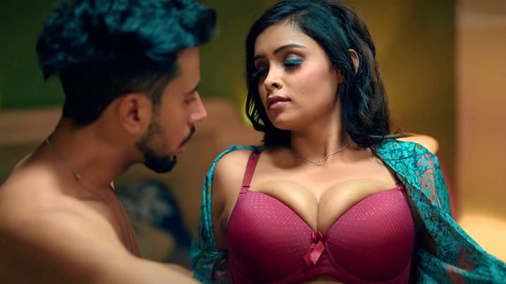 Meri Mummy Ki Dost Part 1 EP3 Hot Hindi Web Series ULLU