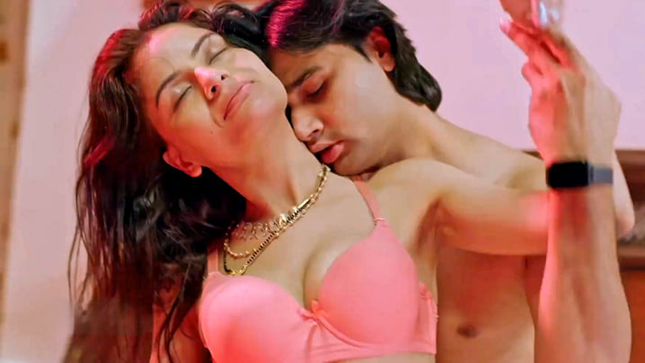 Japani Malish EP4 Hot Hindi Web Series Funtyy