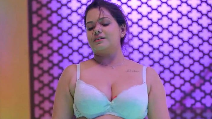 Desi Nuskhe EP2 Hot Hindi Web Series ShowMart