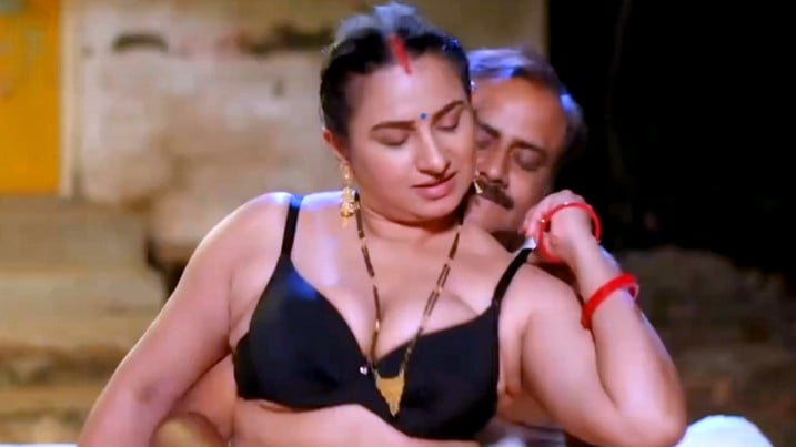 Saiyaan Ji Khatiya Pe EP2 Hot Hindi Web Series SaavanTv