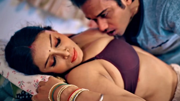 Do Ankhein Chaar Haath P01 EP4 Hot Hindi Web Series ULLU