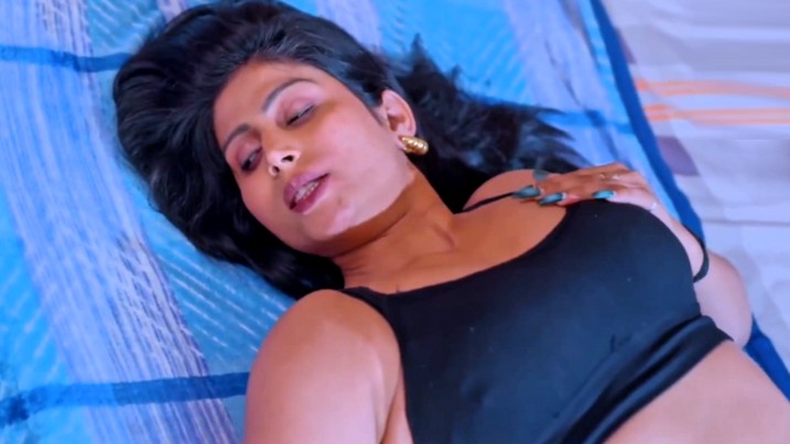 Pyaas EP2 Hot Hindi Web Series DzyrePlay